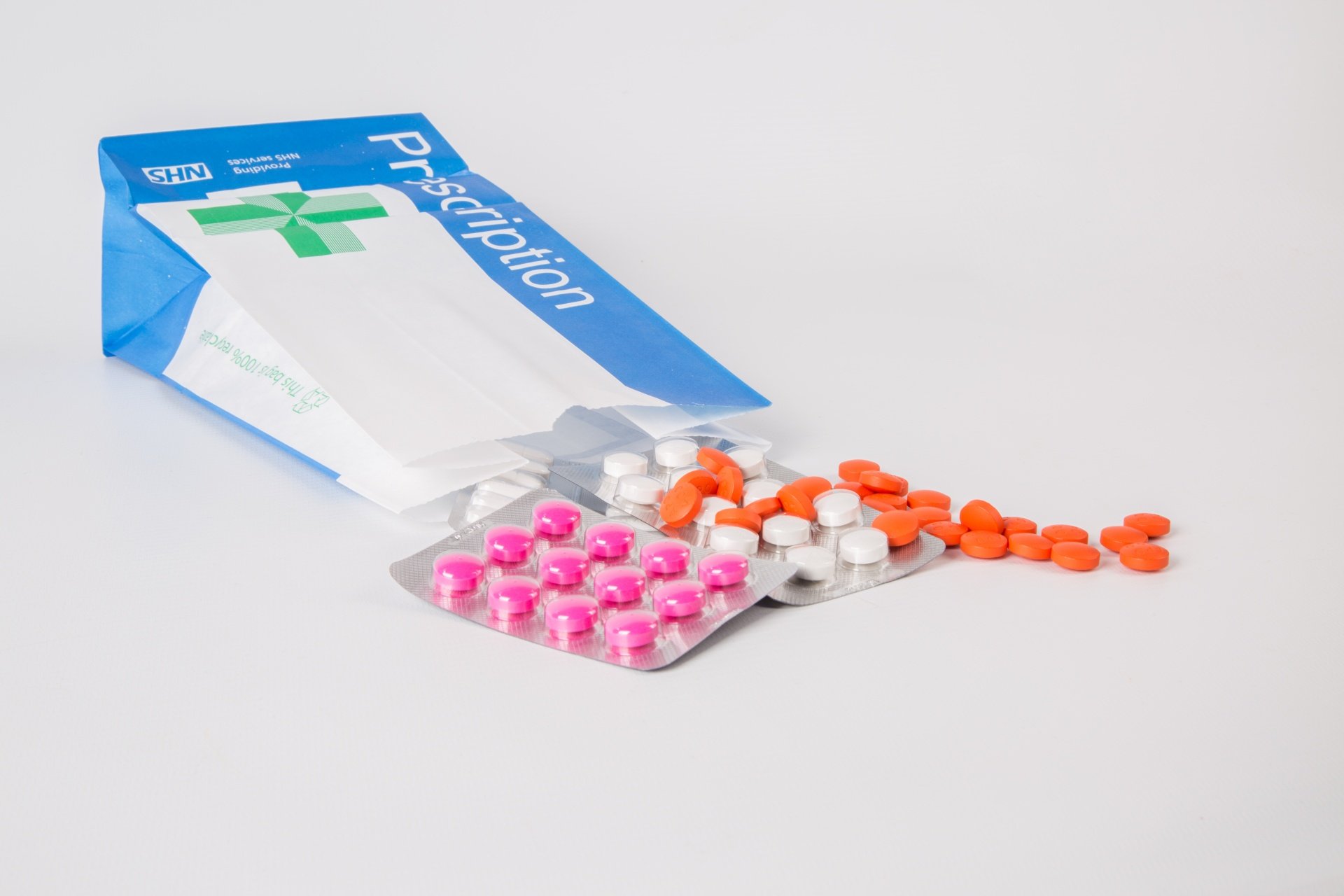 Great summary of deprescribing for older people alongside article on top 11 drugs to deprescribe